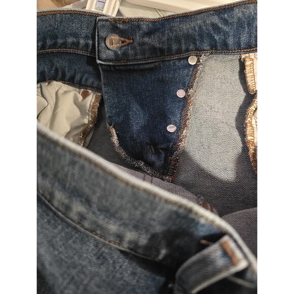 EXPRESS 70s Flare Mid Rise Frayed Hem Denim Jeans Size 6 - Picture 12 of 12